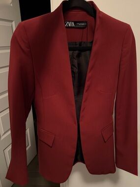 ZARA XS Burgundy Blazer Slim Fit